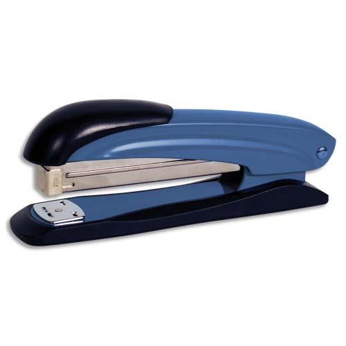 Agrafeuse de bureau. Agrafes 24/6 et 26/6. Capacité 25 feuilles. Coloris Bleu et Noir.