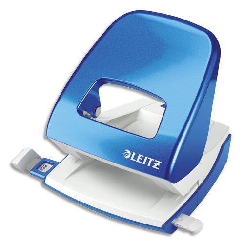 [260462] LEITZ Perforateur Bleu azur métallisé, 30 feuilles, réglette à clic. Effort réduit de 60% livré en Boîte